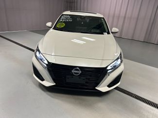 Used 2024 Nissan Altima 2.5 SV w/ SV Premium Package FWD video 2