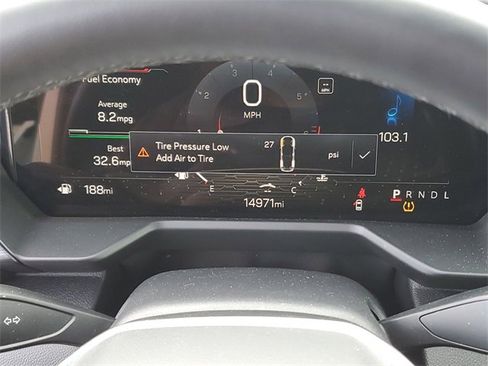 Used 2025 GMC Acadia Elevation image 16