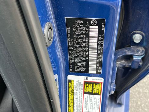 Used 2025 Toyota Camry LE image 29