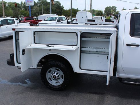 Used 2024 Chevrolet Silverado 2500 W/T w/ WT Convenience Package AWD/4WD image 18