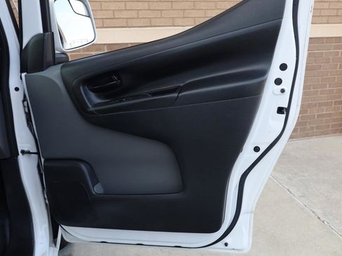 Used 2020 Nissan NV200 SV FWD image 19