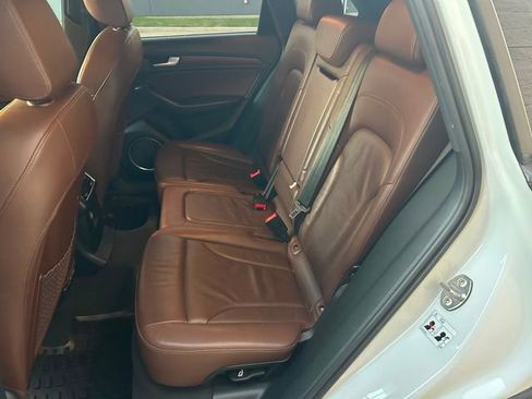 Used 2017 Audi Q5 2.0T Premium Plus w/ Technology Package image 10