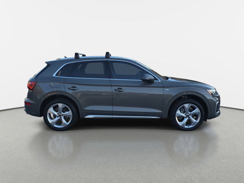 Used 2023 Audi Q5 2.0T Premium Plus w/ Premium Plus Package image 4