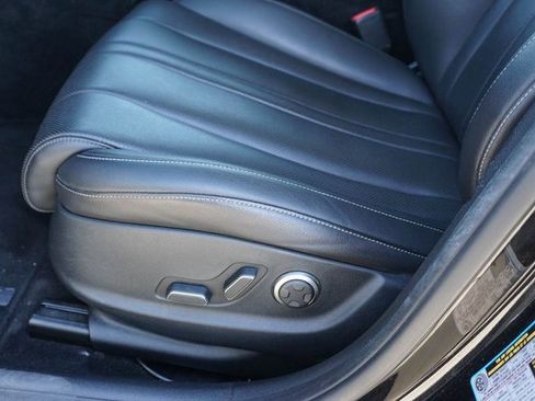 Used 2023 Genesis G80 2.5T image 12