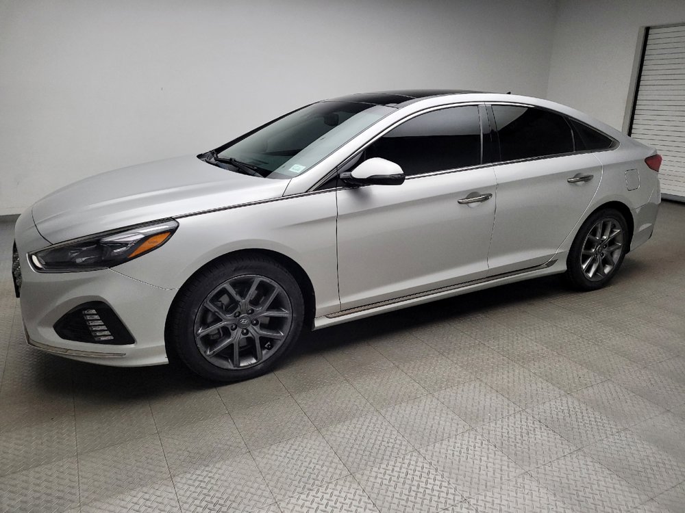 Used 2019 Hyundai Sonata Limited FWD image 2