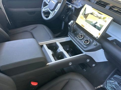 New 2026 Land Rover Defender 110 S AWD/4WD image 27