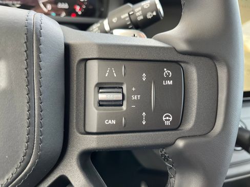 New 2026 Land Rover Defender 110 V8 image 18