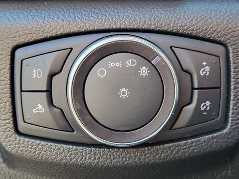 Used 2020 Ford F150 Lariat w/ Equipment Group 502A Luxury image 13