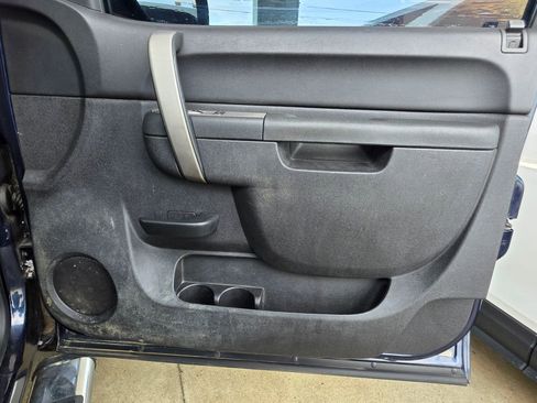 Used 2011 Chevrolet Silverado 1500 LT image 28