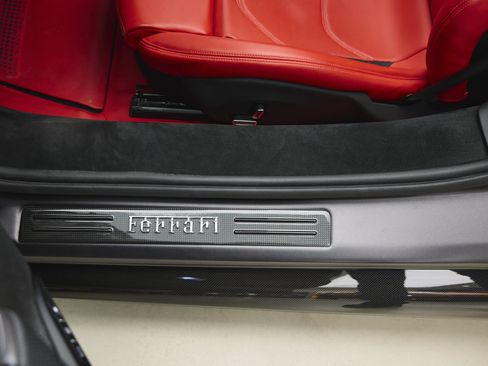 Used 2023 Ferrari 296 GTS RWD image 61