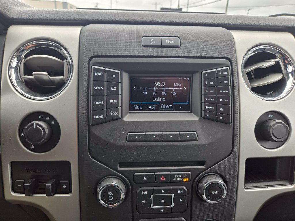 Used 2014 Ford F150 XLT w/ Equipment Group 302A Luxury AWD/4WD image 10