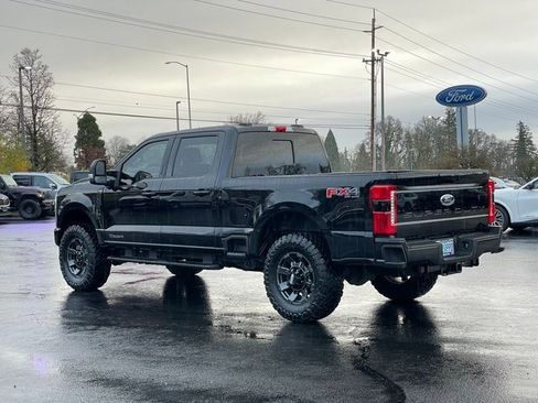 Used 2023 Ford F350 Lariat w/ Lariat Ultimate Package image 5