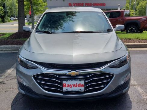 Used 2024 Chevrolet Malibu LT FWD image 3