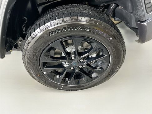 Used 2025 Jeep Wrangler Sahara w/ Safety Group image 11