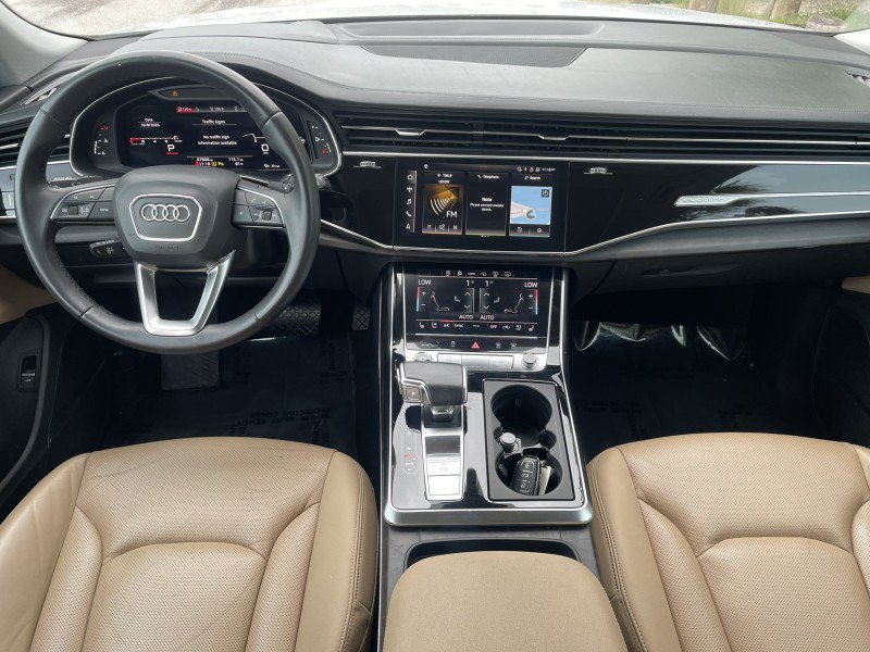 Used 2022 Audi Q8 Prestige w/ Prestige Package AWD/4WD image 15