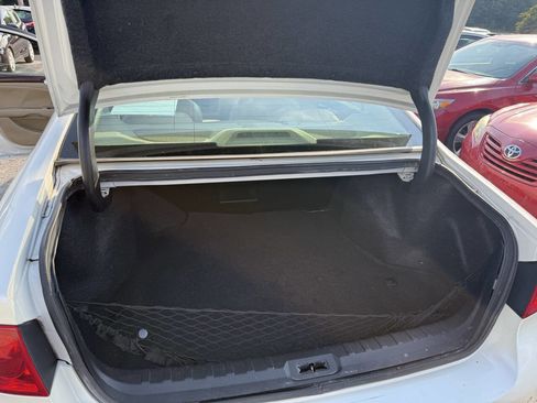 Used 2008 Buick Lucerne CXL w/ Driver Confidence Package image 8