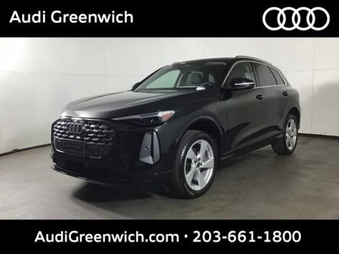 Used 2025 Audi Q5 Premium Plus w/ Premium Plus AWD/4WD image 3