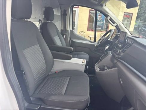Used 2021 Ford Transit 250 Low Roof AWD image 18