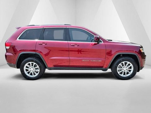 Used 2021 Jeep Grand Cherokee Laredo AWD/4WD image 8