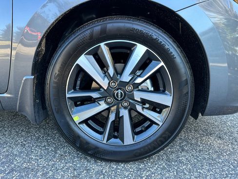 New 2025 Nissan Versa SV w/ Trunk Package image 12