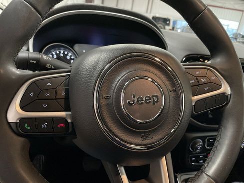 Used 2021 Jeep Compass Altitude image 16