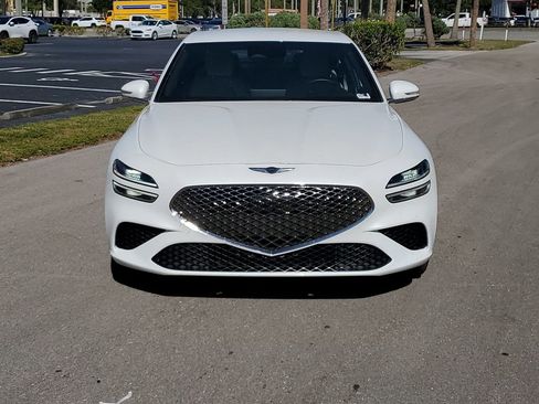 Used 2025 Genesis G70 2.5T image 10