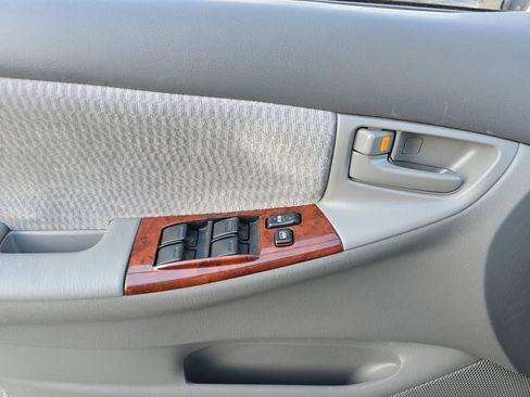 Used 2007 Toyota Corolla LE image 22