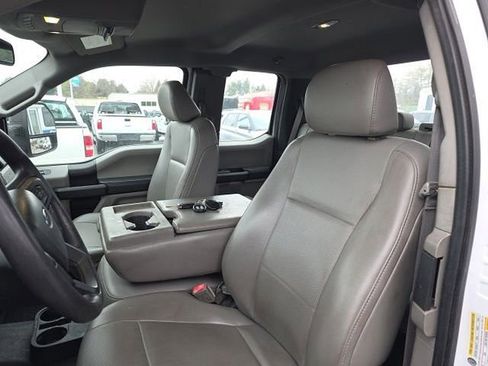 Used 2018 Ford F250 XL w/ Power Equipment Group image 14