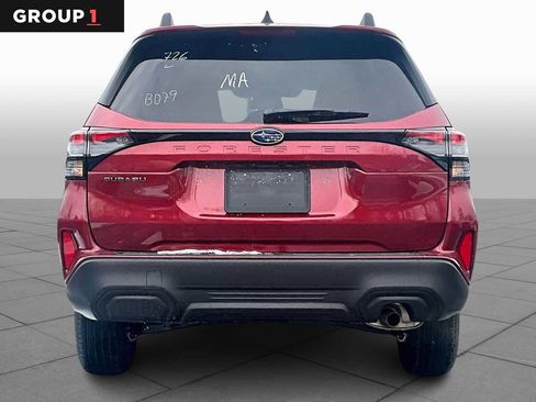 Used 2026 Subaru Forester Premium AWD/4WD image 4