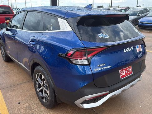 Used 2023 Kia Sportage EX image 11