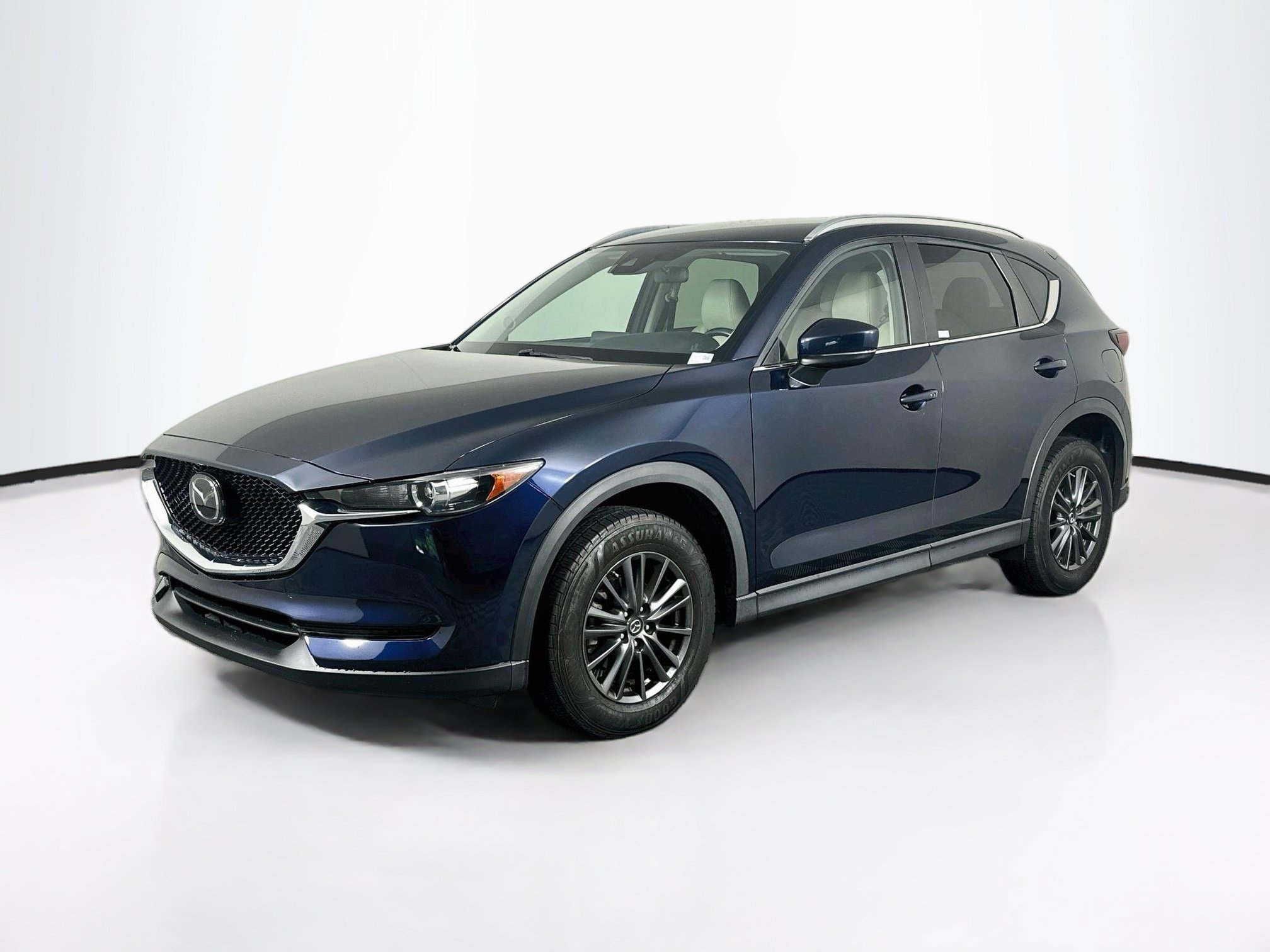 Used 2020 MAZDA CX-5 Touring FWD image 3