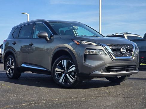 Used 2023 Nissan Rogue SL w/ SL Premium Package AWD/4WD image 2