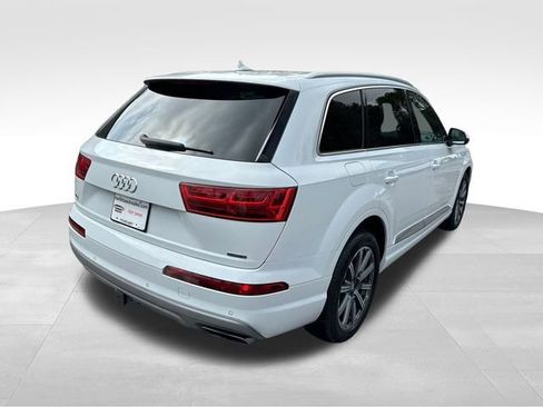 Used 2019 Audi Q7 3.0T Premium w/ Cold Weather Package AWD/4WD image 5