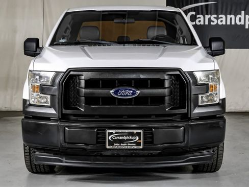 Used 2017 Ford F150 XL w/ Equipment Group 101A Mid RWD image 3