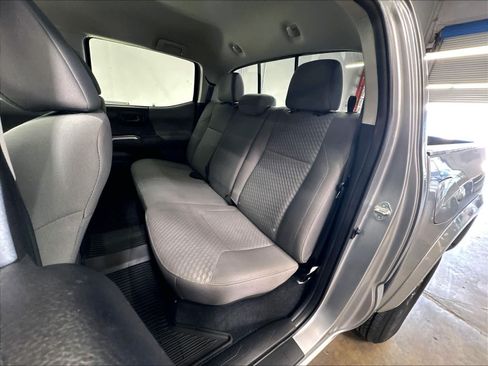 Used 2021 Toyota Tacoma SR5 RWD image 26