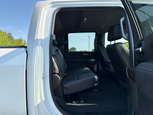 Used 2023 GMC Sierra 3500 Denali w/ Technology Package AWD/4WD image 14