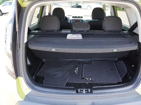 Used 2015 Kia Soul + FWD image 20
