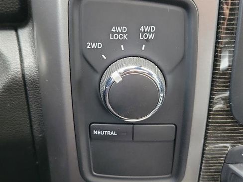 Used 2018 RAM 2500 Limited image 65