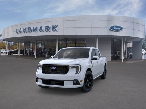 New 2026 Ford Maverick Lobo image 2