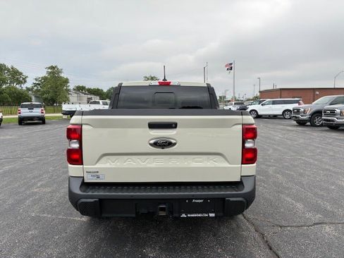 Used 2024 Ford Maverick Lariat w/ Black Appearance Package FWD image 4