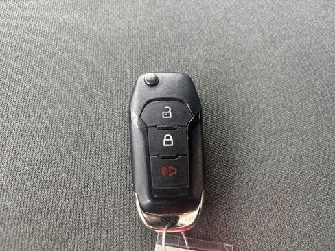 Used 2024 Ford F150 XLT AWD/4WD image 28
