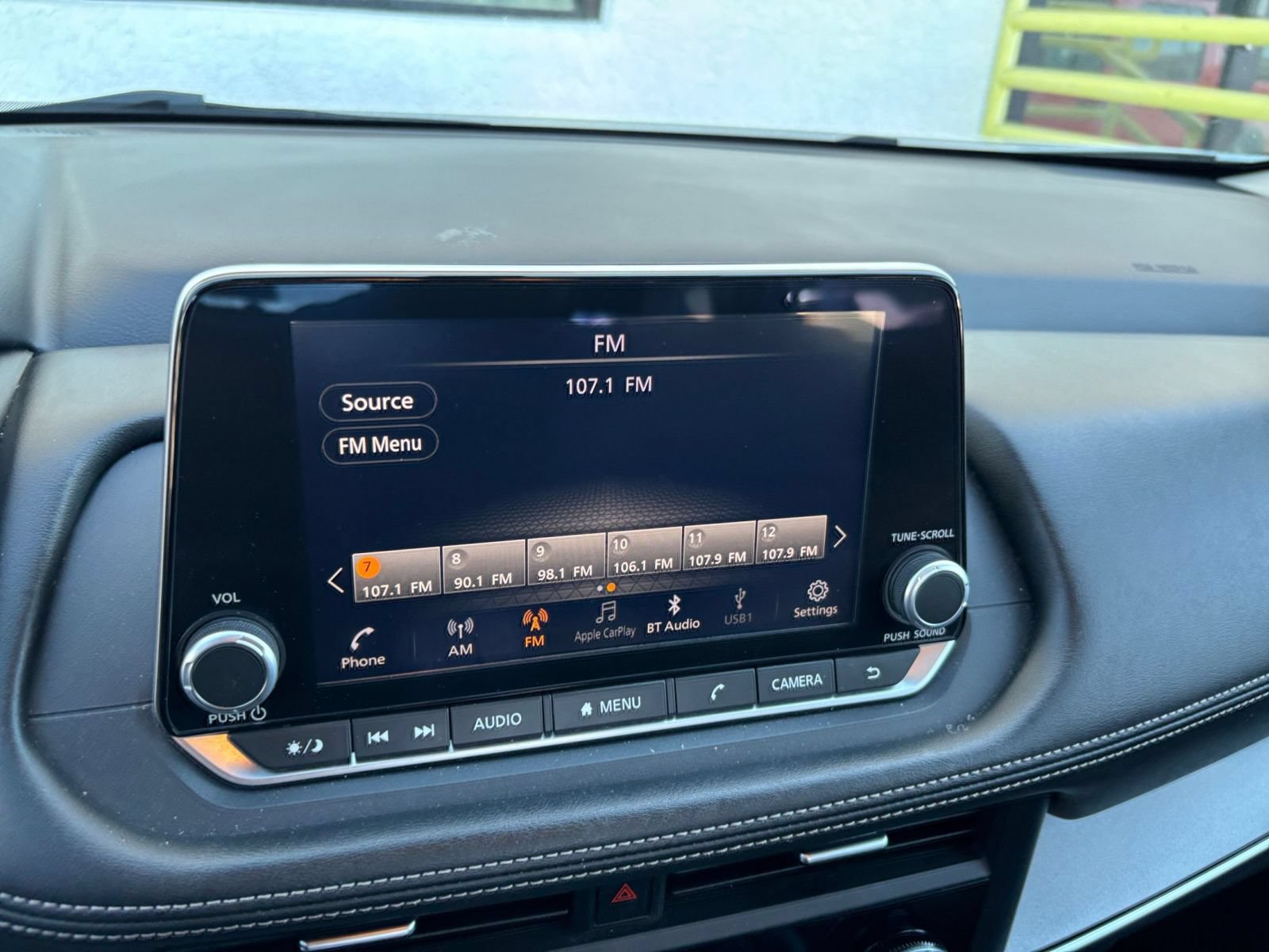 Used 2024 Nissan Rogue SV AWD/4WD image 19