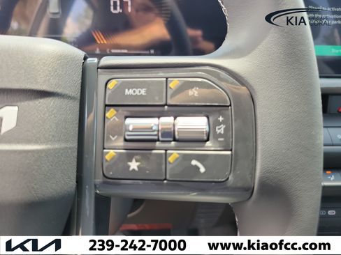 New 2027 Kia Seltos S FWD image 23