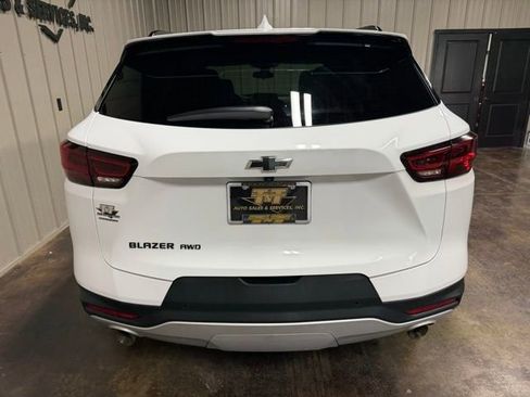Used 2023 Chevrolet Blazer LT w/ Midnight/Sport Edition image 9