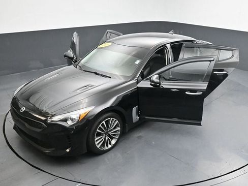 Used 2019 Kia Stinger AWD/4WD image 41
