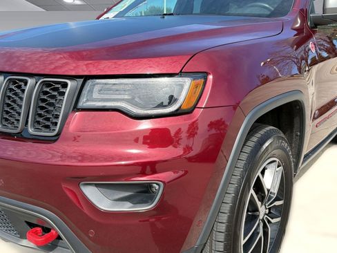 Used 2018 Jeep Grand Cherokee Trailhawk w/ Trailhawk Luxury Group image 11