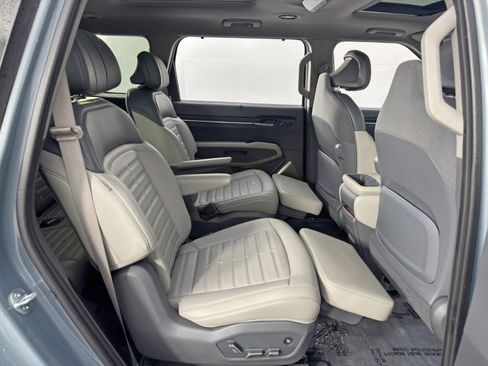 Used 2024 Kia EV9 Land image 46