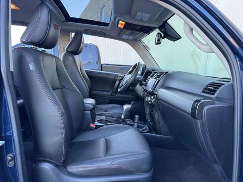 Used 2021 Toyota 4Runner TRD Off-Road Premium image 26