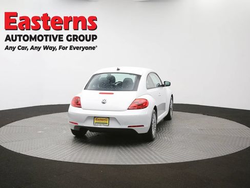 Used 2015 Volkswagen Beetle 1.8T FWD image 34