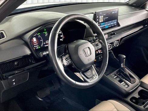 Used 2023 Honda CR-V Sport Touring image 17